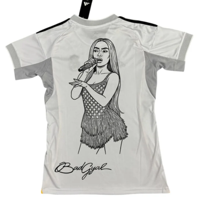 Camiseta Real Madrid x Bad Gyal