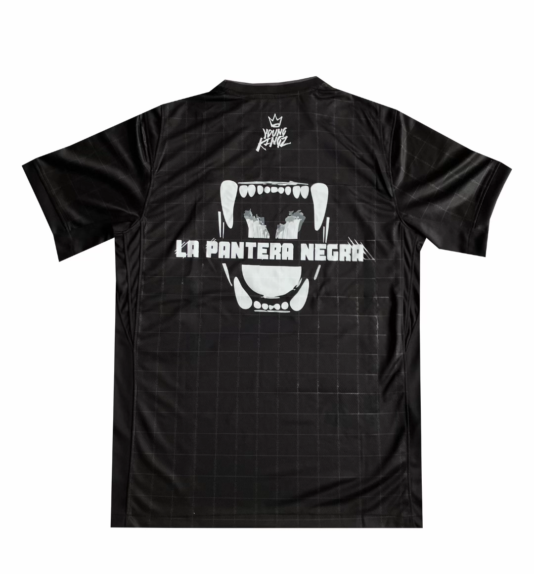 Camiseta Tottenham x Myke Towers
