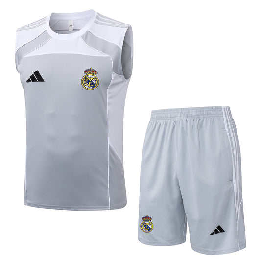Conjunto chándal Real Madrid (corto)