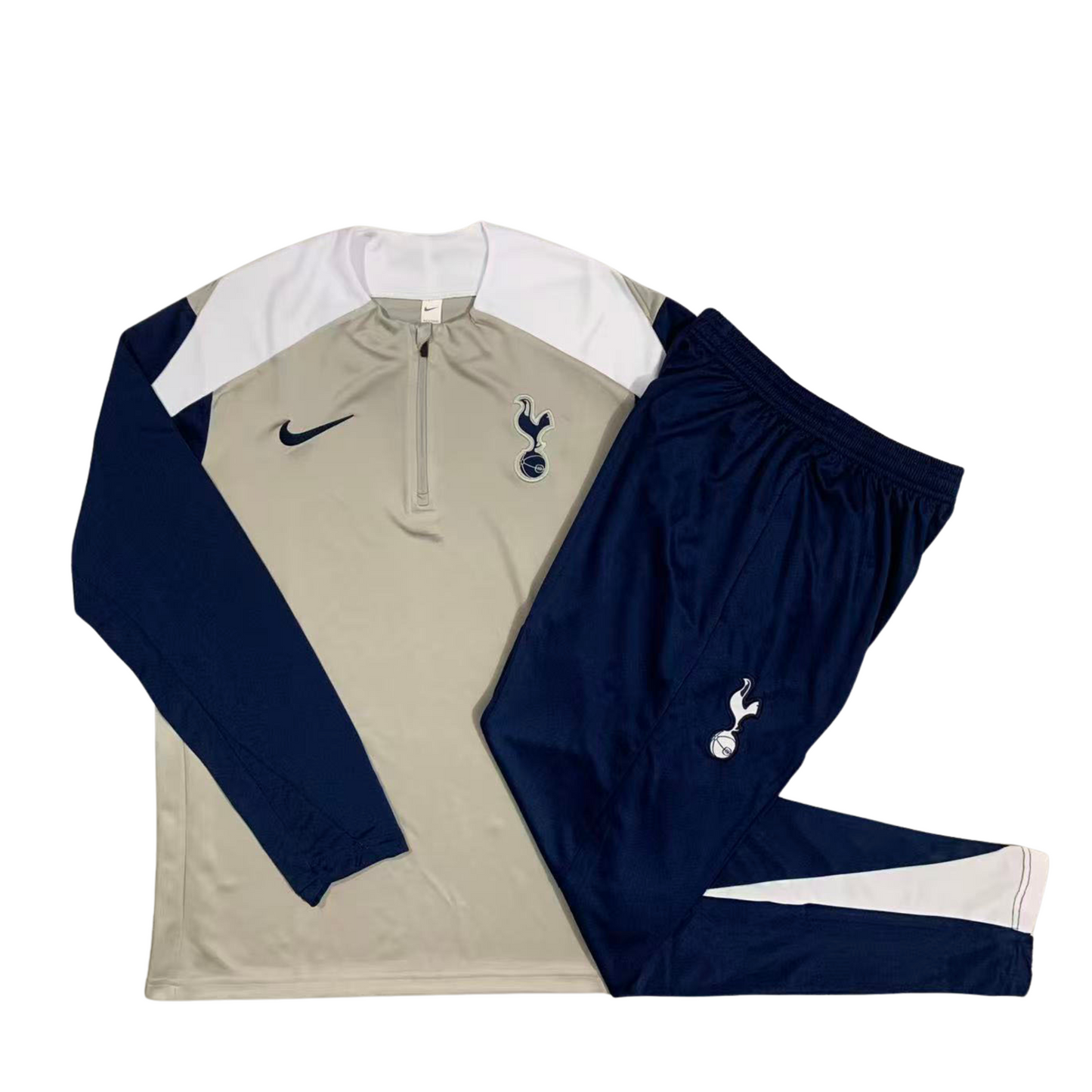 Conjunto chándal Tottenham